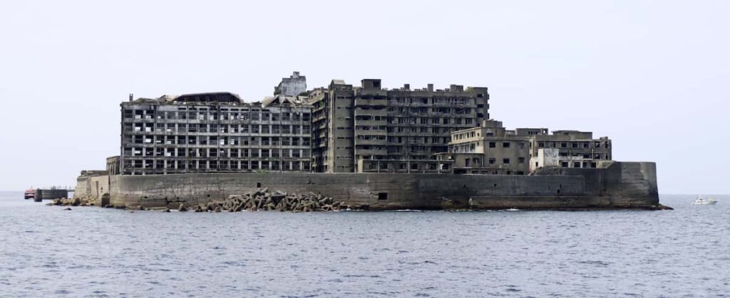 韓国が「遺憾」表明、ユネスコ「軍艦島」めぐり日本の主張採択　「協力は続ける」とも強調